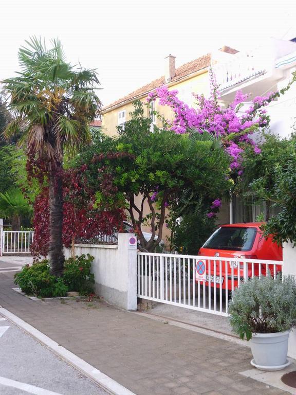 Apartments Suri Vodice Quarto foto
